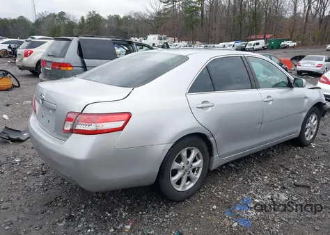2011 Toyota Camry Le z USA, uszkodzony, nr VIN 4T1BF3EKXBU722344